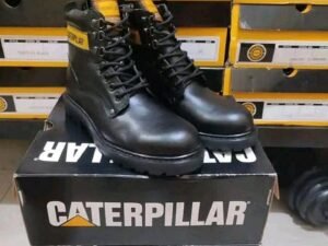 Buy Working Safety Shoes Pallet – 200 Durable Pairs for UK Resale or Workforce Supply