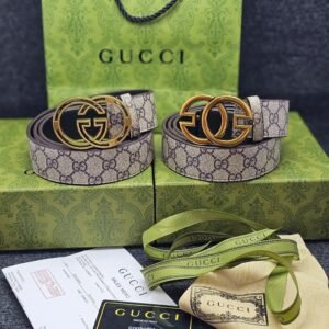 Style ‎812255 0YA0N 1000 The emblematic Interlocking G continues to decorate leather accessories, connecting contemporary pieces to the heritage of the House. Crafted from black leather, this belt is defined by an Interlocking G buckle, enriched with a GG engraving. Product Details Black leather Silver-toned hardware Interlocking G buckle with GG engraving 1.6" width Made in Italy Can be worn as a hip or waist belt. Sizing will differ based on where the belt is worn, please refer to the size guide to find your size.